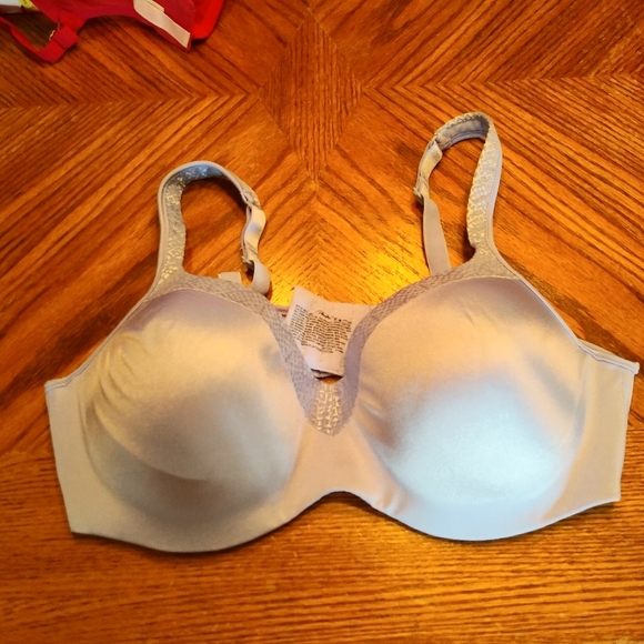 Playtex Intimates & Sleepwear Playtex Padded Bra Poshmark